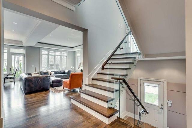 176 Haddington Ave, House detached with 4 bedrooms, 5 bathrooms and 7 parking in Toronto ON | Image 10