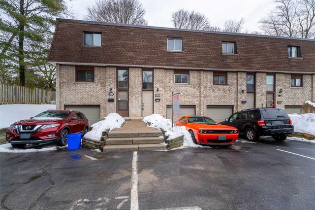 625 Francis Rd, Townhouse with 2 bedrooms, 2 bathrooms and 3 parking in Burlington ON | Image 12