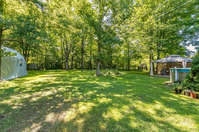 93 Armstrong Crt, House detached with 2 bedrooms, 1 bathrooms and 20 parking in Kawartha Lakes ON | Image 14