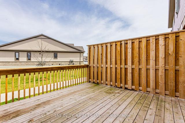 669 Chelton Rd, Townhouse with 3 bedrooms, 4 bathrooms and 2 parking in London ON | Image 26
