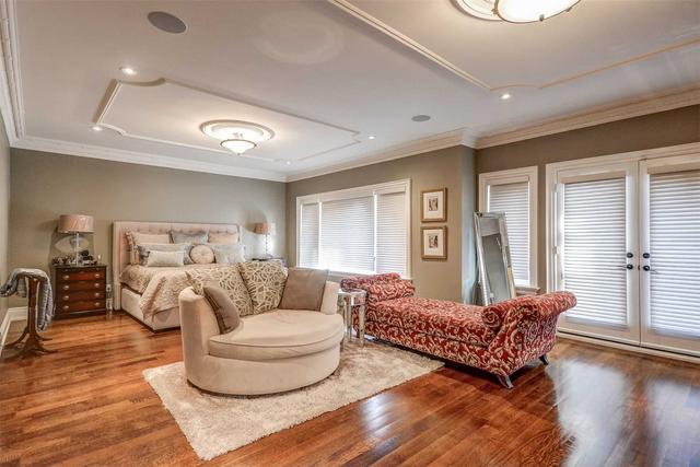 83 Upper Canada Dr, House detached with 5 bedrooms, 8 bathrooms and 6 parking in Toronto ON | Image 9
