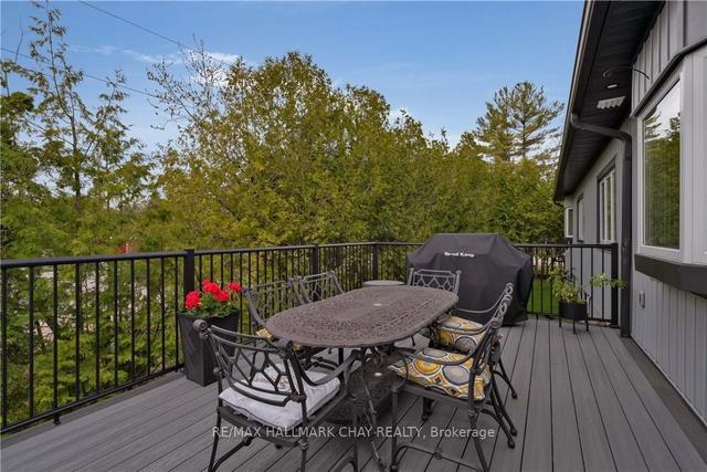 225 Lakeshore Rd W, House detached with 3 bedrooms, 3 bathrooms and 14 parking in Oro Medonte ON | Image 7