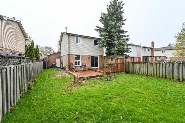 80 Cassander Cres, House detached with 3 bedrooms, 2 bathrooms and 3 parking in Brampton ON | Image 15