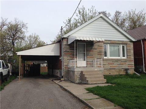 110 Meighen Ave, House detached with 3 bedrooms, 2 bathrooms and 3 parking in Toronto ON | Image 2