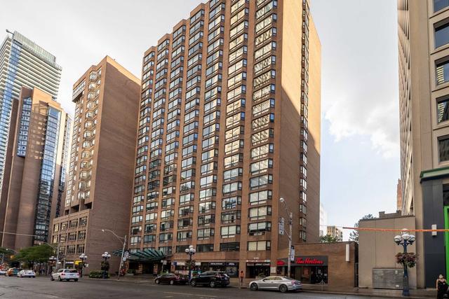 1301 - 1166 Bay St, Condo with 2 bedrooms, 2 bathrooms and 1 parking in Toronto ON | Image 29