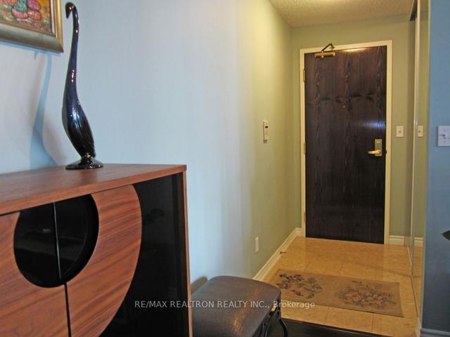 1802 - 18 Spring Garden Ave, Condo with 2 bedrooms, 2 bathrooms and 1 parking in Toronto ON | Image 15