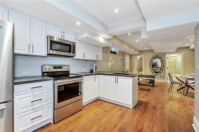 179 Gilbert Ave, House detached with 3 bedrooms, 4 bathrooms and 2 parking in Toronto ON | Image 16