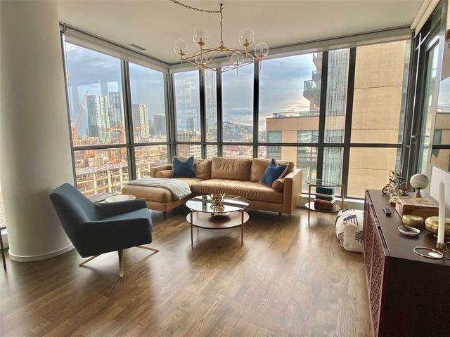 1107 - 8 Charlotte St, Condo with 2 bedrooms, 2 bathrooms and 1 parking in Toronto ON | Image 1