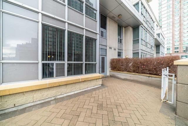 Th127 - 38 Lee Centre Dr, Townhouse with 2 bedrooms, 2 bathrooms and 1 parking in Toronto ON | Image 17