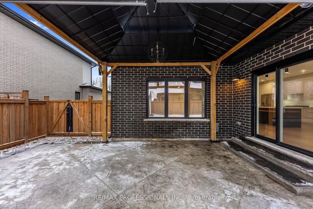 4069 Campbell St, House detached with 4 bedrooms, 5 bathrooms and 6 parking in London ON | Image 30