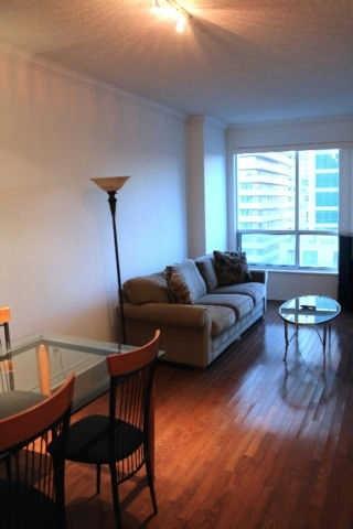 Uph08 - 55 Bloor St E, Condo with 2 bedrooms, 2 bathrooms and 1 parking in Toronto ON | Image 8