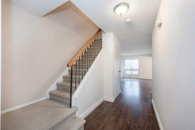 85 - 60 Hanson Rd, Townhouse with 4 bedrooms, 3 bathrooms and 2 parking in Mississauga ON | Image 12