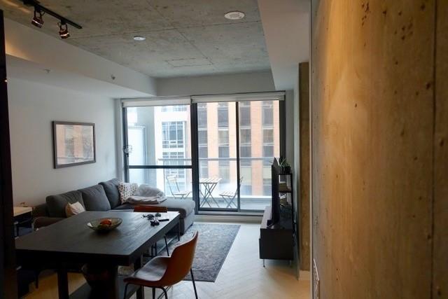 820 - 39 Brant St, Condo with 1 bedrooms, 1 bathrooms and null parking in Toronto ON | Image 7