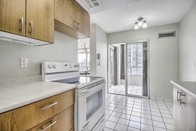 1108 - 5765 Yonge St, Condo with 2 bedrooms, 2 bathrooms and 2 parking in Toronto ON | Image 4