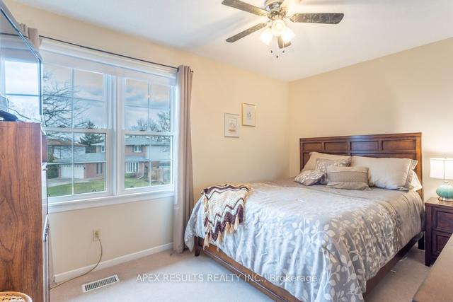 2265 Abbotsbury St, House detached with 4 bedrooms, 4 bathrooms and 4 parking in Burlington ON | Image 10