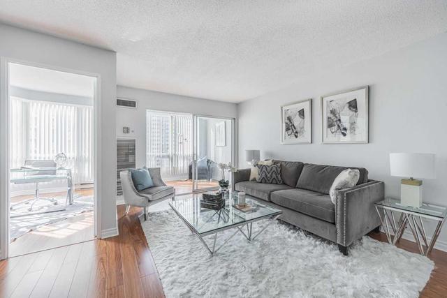 1108 - 115 Hillcrest Ave, Condo with 2 bedrooms, 1 bathrooms and 1 parking in Mississauga ON | Image 11