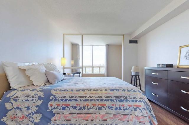 2007 - 1 Hickory Tree Rd, Condo with 1 bedrooms, 1 bathrooms and 1 parking in Toronto ON | Image 8