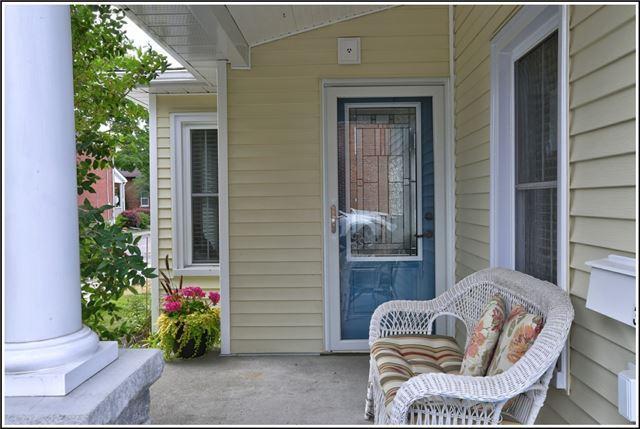 363 Mathew St, House detached with 2 bedrooms, 2 bathrooms and 4 parking in Cobourg ON | Image 4