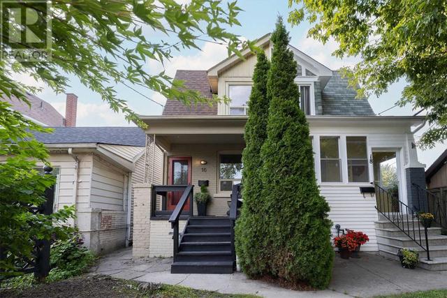 16 Gertrude Pl, House semidetached with 2 bedrooms, 2 bathrooms and 0 parking in Toronto ON | Image 24