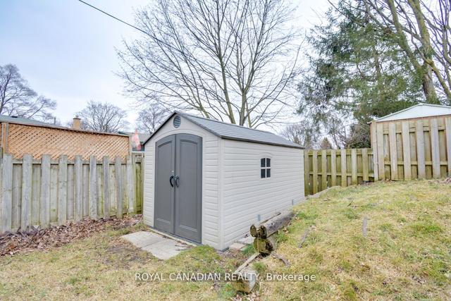 68 Maywood Rd, House detached with 3 bedrooms, 2 bathrooms and 6 parking in Kitchener ON | Image 32