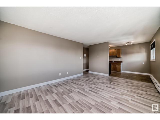 304 - 13035 69 St Nw, Condo with 2 bedrooms, 1 bathrooms and null parking in Edmonton AB | Image 4