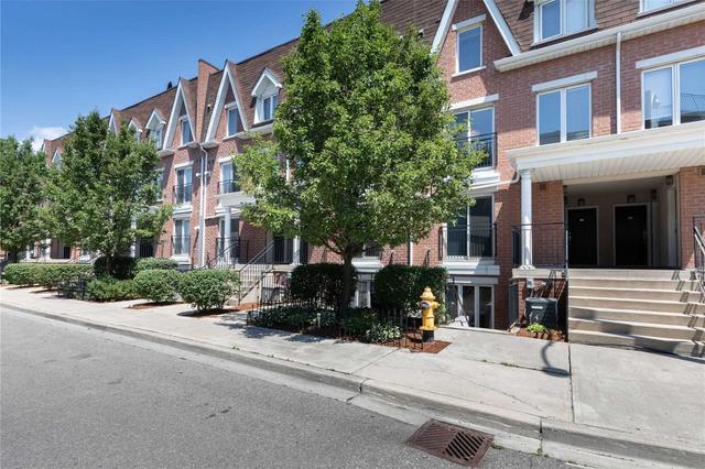 th608 - 15 Laidlaw St, Townhouse with 2 bedrooms, 1 bathrooms and 1 parking in Toronto ON | Image 1