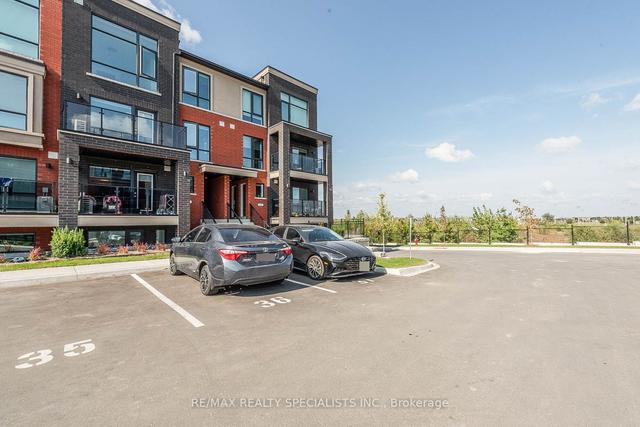 15 - 195 Veterans Dr, Townhouse with 2 bedrooms, 2 bathrooms and 1 parking in Brampton ON | Image 1