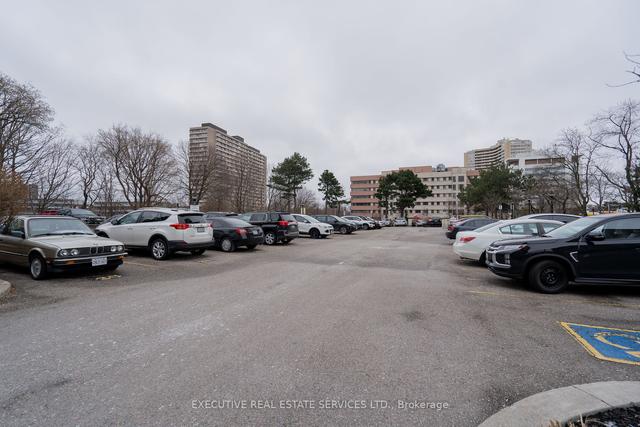 2506 - 725 Donmills Rd, Condo with 2 bedrooms, 1 bathrooms and 1 parking in Toronto ON | Image 22