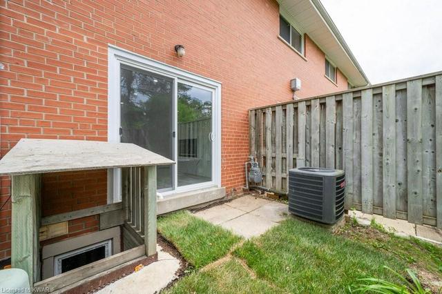 252 Westcourt Place, House attached with 2 bedrooms, 1 bathrooms and 1 parking in Waterloo ON | Image 28
