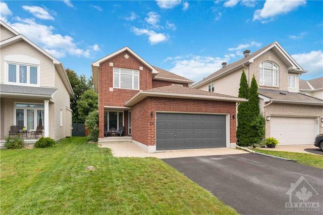 24 Rivergreen Crescent, House detached with 3 bedrooms, 3 bathrooms and 6 parking in Ottawa ON | Image 2