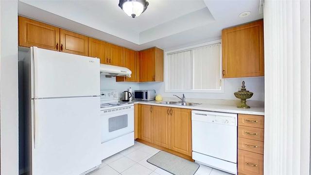 33 - 200 Mclevin Ave, Townhouse with 2 bedrooms, 1 bathrooms and 1 parking in Toronto ON | Image 23