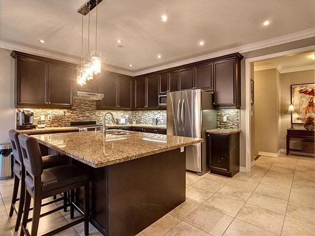 23 Valley Vista Dr, House detached with 4 bedrooms, 5 bathrooms and 4 parking in Vaughan ON | Image 6