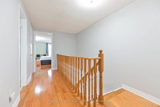 25 Karen Miles Cres, House detached with 3 bedrooms, 3 bathrooms and 3 parking in Markham ON | Image 14
