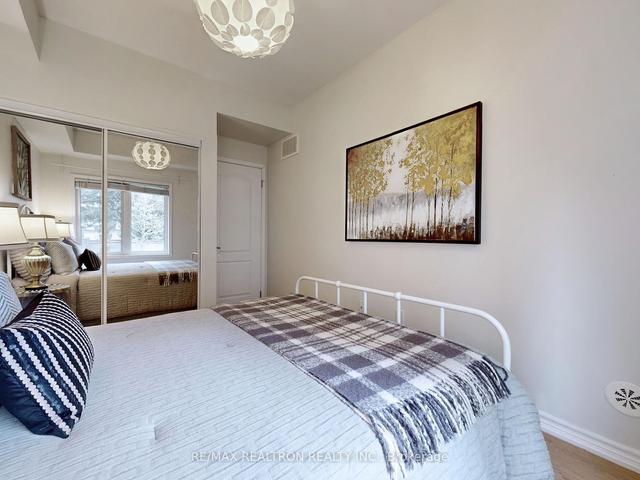 231 - 15 Coneflower Cres E, Townhouse with 2 bedrooms, 1 bathrooms and 1 parking in Toronto ON | Image 6