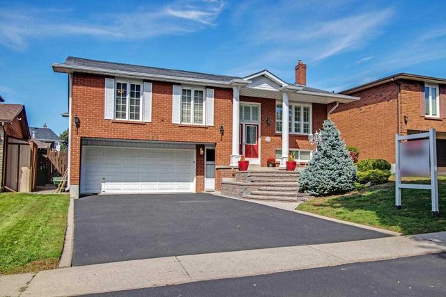 162 Amber Ave, House detached with 3 bedrooms, 3 bathrooms and 4 parking in Oshawa ON | Image 12