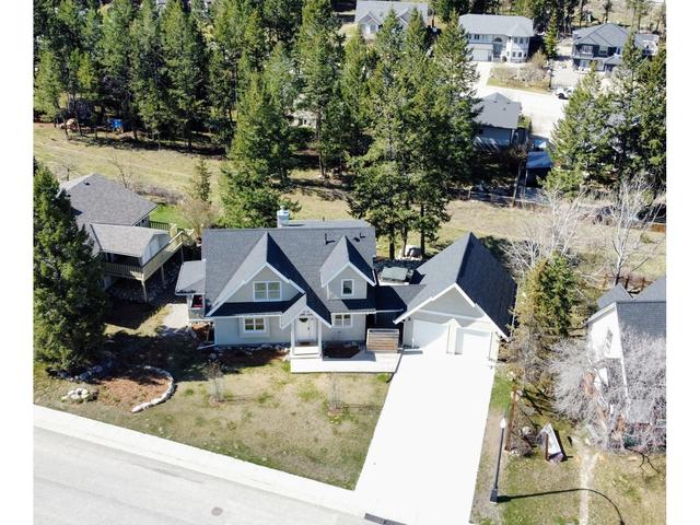 218 Westridge Drive, House detached with 3 bedrooms, 3 bathrooms and 6 parking in Invermere BC | Image 36
