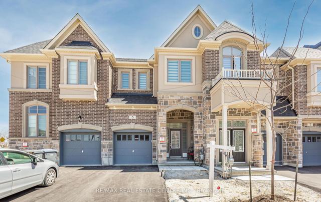 3 Dalbeattie Dr, House attached with 4 bedrooms, 3 bathrooms and 2 parking in Brampton ON | Image 1