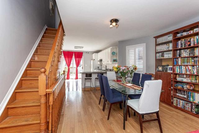 1187 Dovercourt Rd, House detached with 4 bedrooms, 2 bathrooms and 2 parking in Toronto ON | Image 3