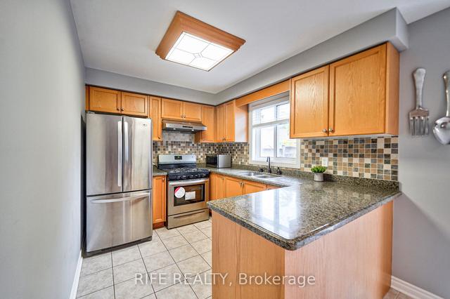 51 Kraus Rd, House detached with 3 bedrooms, 4 bathrooms and 3 parking in Barrie ON | Image 2