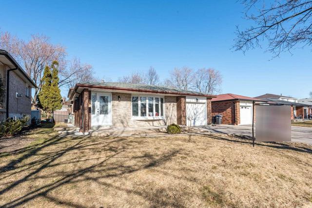 73 Glebe Cres, House detached with 3 bedrooms, 3 bathrooms and 5 parking in Brampton ON | Image 32
