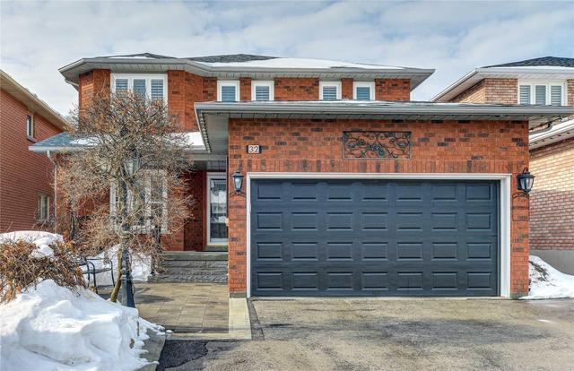 32 Andy Cres, House detached with 4 bedrooms, 3 bathrooms and 3 parking in Vaughan ON | Image 1