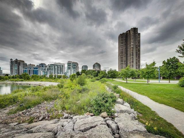 409 - 2045 Lake Shore Blvd W, Condo with 2 bedrooms, 2 bathrooms and 1 parking in Toronto ON | Image 26
