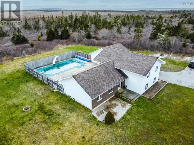 8201 Highway 3, House detached with 4 bedrooms, 2 bathrooms and null parking in Barrington NS | Image 8