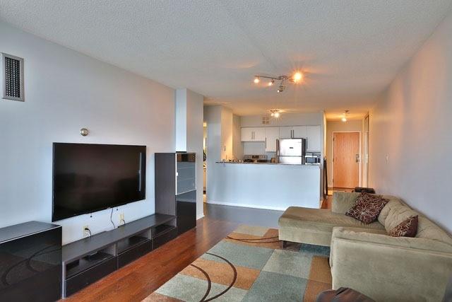 1003 - 95 Lombard St, Condo with 1 bedrooms, 1 bathrooms and 1 parking in Toronto ON | Image 5