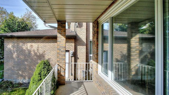 236 Byng Ave, House detached with 4 bedrooms, 4 bathrooms and 4 parking in Toronto ON | Image 18