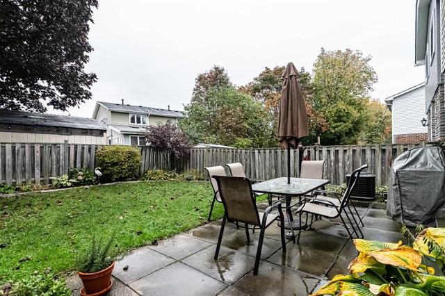 590 Lakeview Ave, House detached with 3 bedrooms, 3 bathrooms and 3 parking in Oshawa ON | Image 14