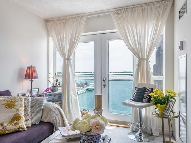 910 - 600 Queens Quay W, Condo with 1 bedrooms, 1 bathrooms and 0 parking in Toronto ON | Image 1