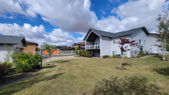 7903 Carriage Lane Drive, House detached with 5 bedrooms, 3 bathrooms and 6 parking in Grande Prairie County No. 1 AB | Image 6