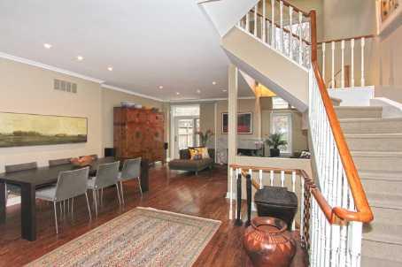 th 11 - 38 Earl St, Townhouse with 3 bedrooms, 3 bathrooms and 1 parking in Toronto ON | Image 4