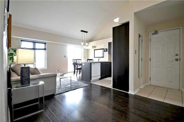 Th48 - 651F Warden Ave, Townhouse with 3 bedrooms, 2 bathrooms and 2 parking in Toronto ON | Image 3